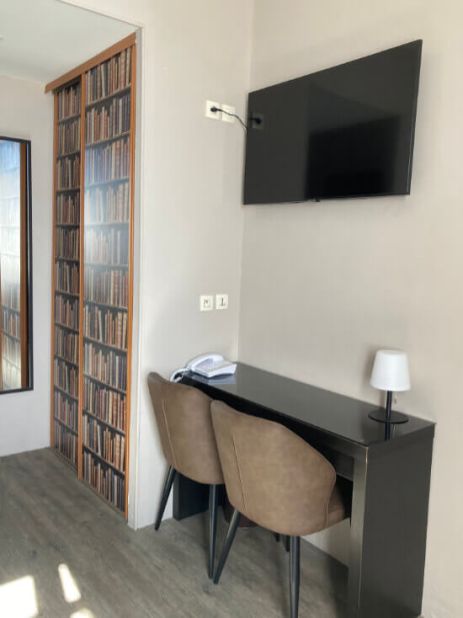 Bienvenue chez vous à l'Hôtel Chalet de l'Isère chez Maupassant